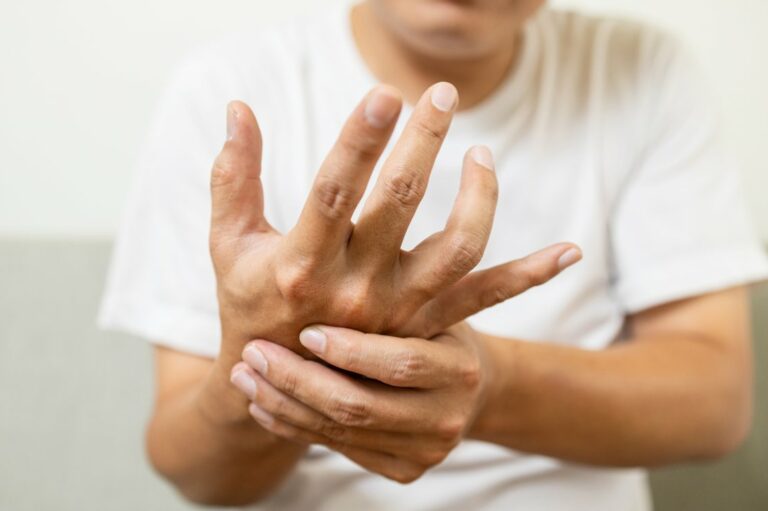 Causes and management options of hand tremors